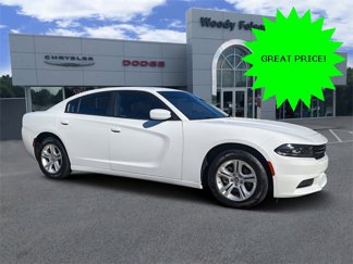 Used 2022 Dodge Charger SXT image 1