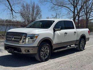Used 2019 Nissan Titan Platinum Reserve image 1