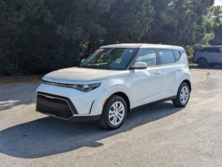 New 2025 Kia Soul LX image 1