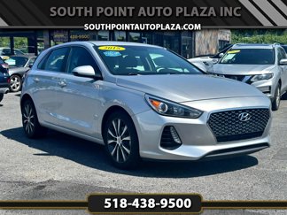Used 2018 Hyundai Elantra GT image 1