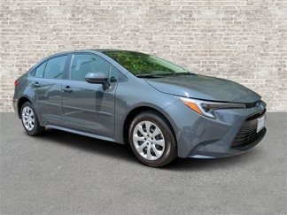 Used 2023 Toyota Corolla LE image 1