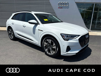 Used 2022 Audi e-tron Premium w/ Convenience Plus Package image 1