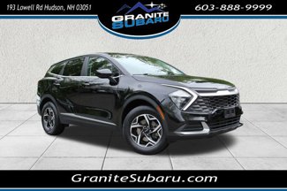 Used 2023 Kia Sportage LX image 1