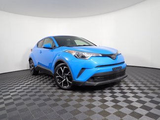 Used 2019 Toyota C-HR XLE image 1