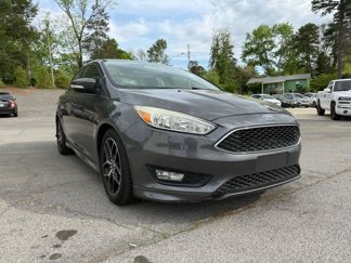Used 2015 Ford Focus SE w/ SE Sport Package image 1