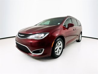 Used 2020 Chrysler Pacifica Touring w/ Tire & Wheel Group image 1