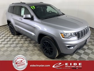 Used 2017 Jeep Grand Cherokee Laredo w/ Quick Order Package 23E image 1