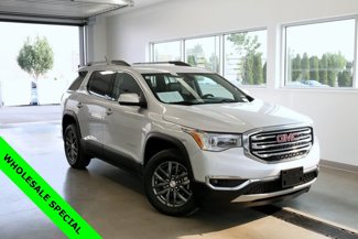 Used 2019 GMC Acadia SLT image 1