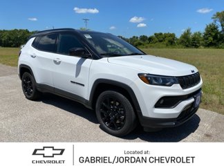 Used 2023 Jeep Compass Altitude w/ Convenience Group image 1
