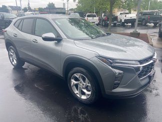 New 2025 Chevrolet Trax LS w/ LS Convenience Package image 1