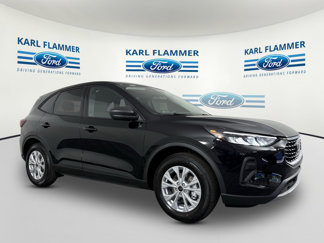 New 2025 Ford Escape Active image 1