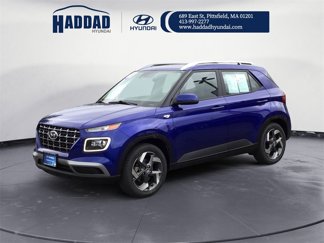 Certified 2022 Hyundai Venue Limited w/ Cargo Package image 1