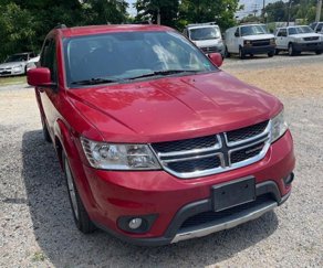 Used 2012 Dodge Journey SXT w/ Safe & Sound Pkg image 1
