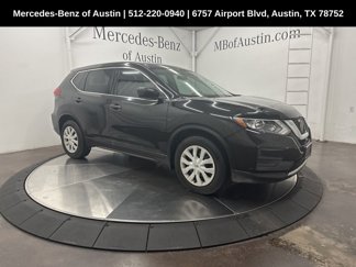 Used 2018 Nissan Rogue S image 1