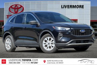 Used 2023 Ford Escape Active w/ Tech Pack #1 image 1