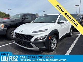 Used 2023 Hyundai Kona SEL image 1