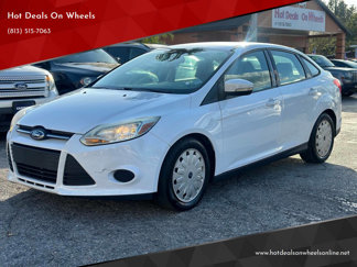Used 2014 Ford Focus SE image 1