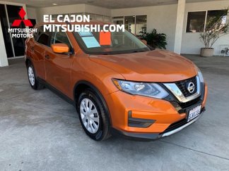 Used 2017 Nissan Rogue S w/ S Family Package image 1