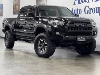 Used 2017 Toyota Tacoma TRD Off-Road w/ Tow Package image 1