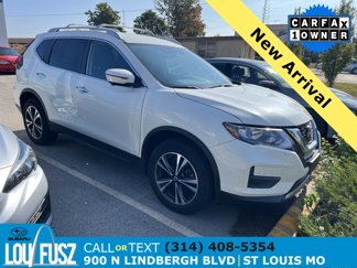 Used 2019 Nissan Rogue SV w/ Premium Package image 1