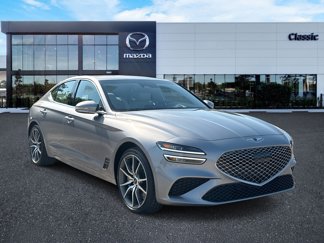 Used 2024 Genesis G70 2.5T image 1