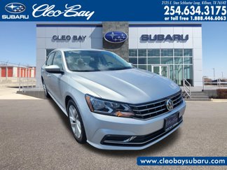 Used 2018 Volkswagen Passat 2.0T SE image 1