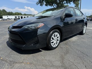 Used 2018 Toyota Corolla LE image 1