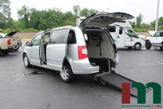 Used 2012 Chrysler Town & Country Touring image 1