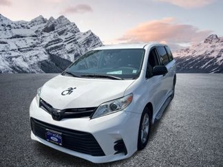 Used 2020 Toyota Sienna L image 1