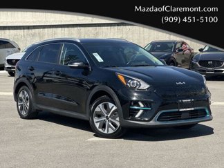 Used 2022 Kia Niro EX image 1