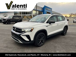Used 2022 Volkswagen Taos S image 1