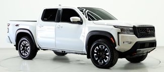 Used 2023 Nissan Frontier PRO-4X w/ Pro Convenience Package image 1