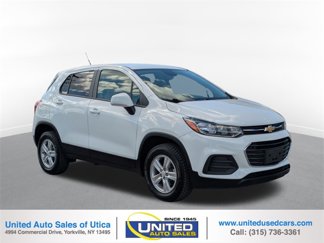 Used 2022 Chevrolet Trax LS w/ Tint and Cruise Package image 1