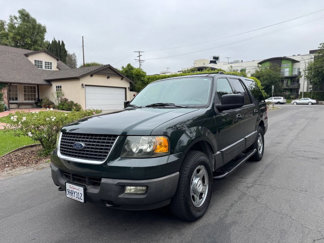 Used 2004 Ford Expedition XLT image 1