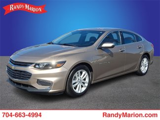 Used 2018 Chevrolet Malibu LT image 1