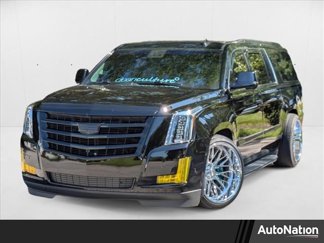 Used 2017 Cadillac Escalade ESV Luxury image 1