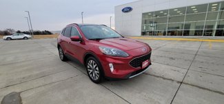Used 2020 Ford Escape Titanium image 1