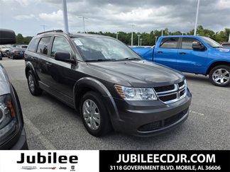 Used 2020 Dodge Journey SE w/ SE Popular Equipment Group image 1