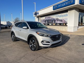 Used 2016 Hyundai Tucson Limited image 1