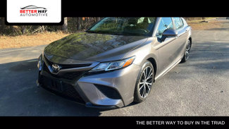 Used 2018 Toyota Camry SE image 1