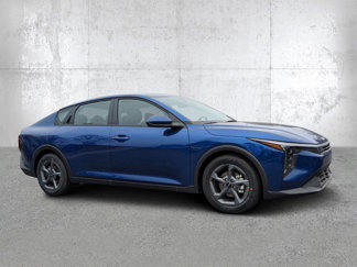 New 2025 Kia K4 LXS image 1