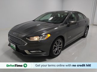 Used 2017 Ford Fusion SE w/ Equipment Group 601A image 1