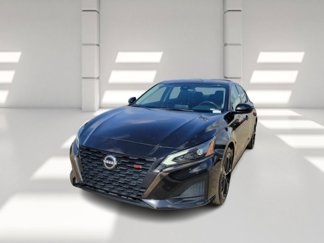Used 2023 Nissan Altima 2.5 SR image 1