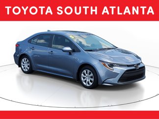 Used 2025 Toyota Corolla LE image 1