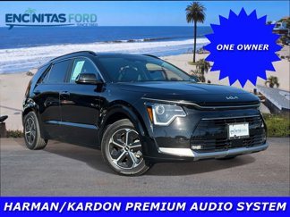 Used 2023 Kia Niro SX image 1