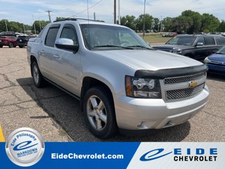 Used 2013 Chevrolet Avalanche LTZ image 1