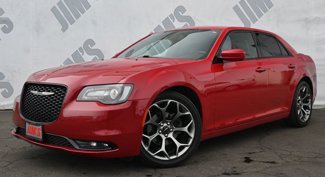 Used 2018 Chrysler 300 S image 1