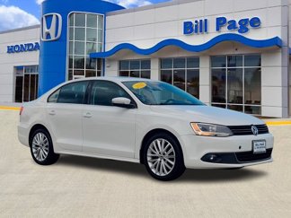 Used 2012 Volkswagen Jetta SEL image 1