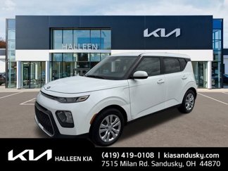 Certified 2021 Kia Soul LX image 1