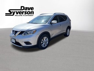 Used 2015 Nissan Rogue SV image 1